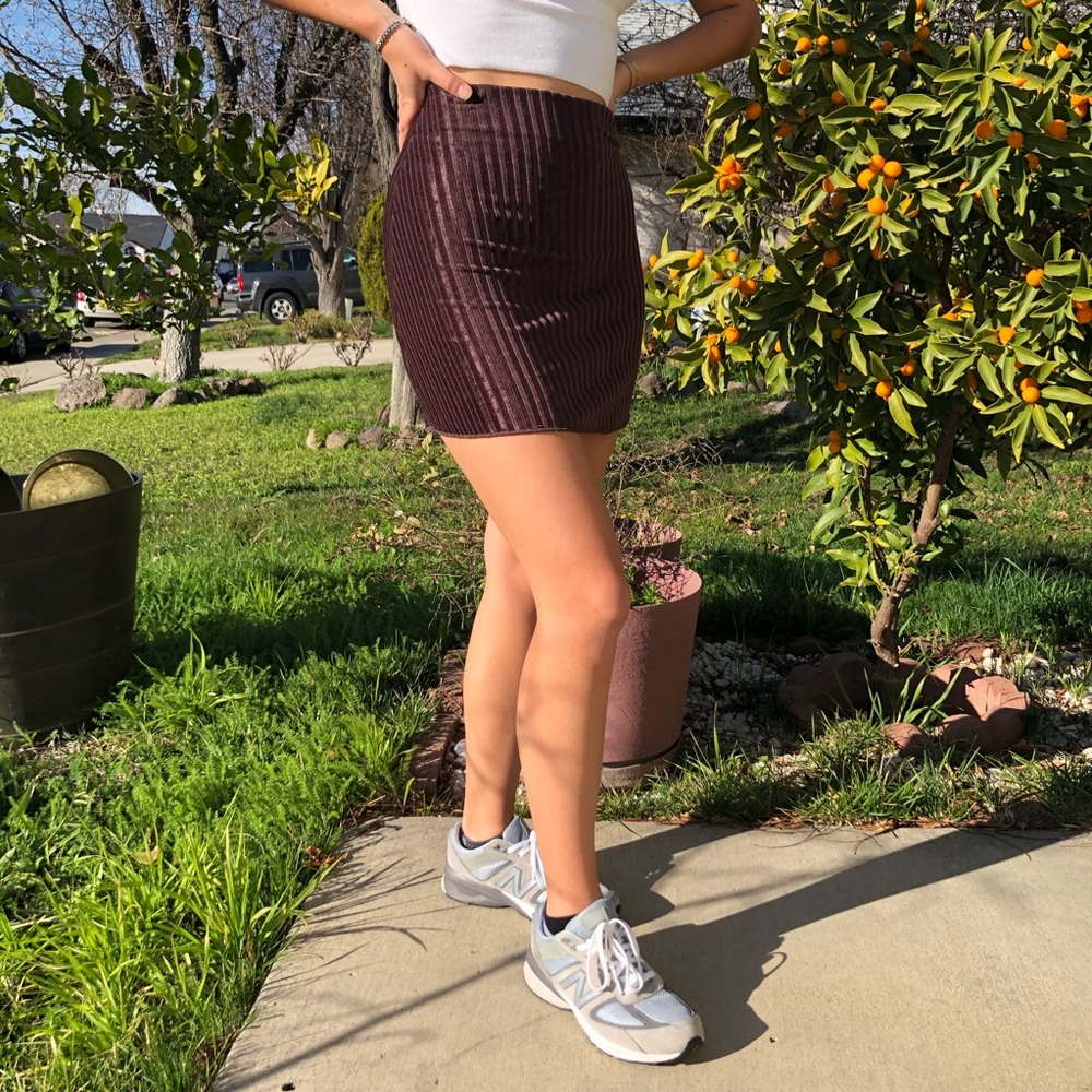 VINTAGE STRIPED SKIRT - Picture 2 of 4